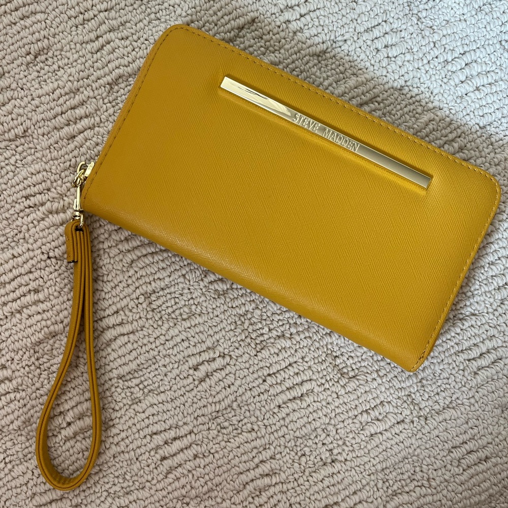 STEVEN MADDEN WALLET